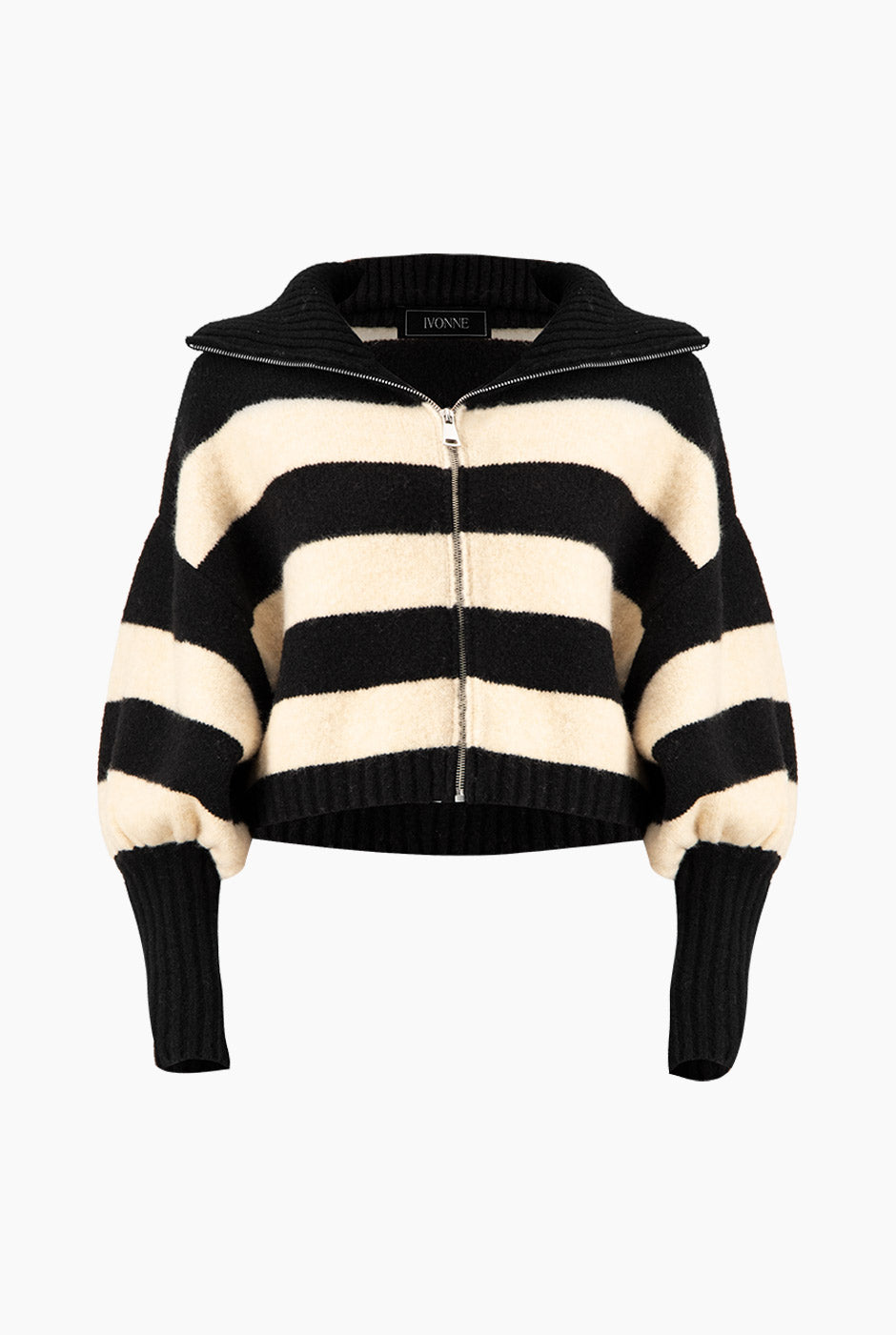 Suéter negro de rayas con zipper y mangas largas